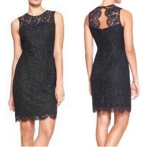Banana Republic Navy Blue Sleeveless Lace Lined Dress Women's Size 4 Keyhole EUC